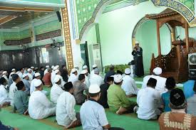 Pidato pelepasan jenazah pahlawan revolusi oleh jendral a h nasution. Terima Kasih Atas Pengabdian Almarhum H Basri Bin Mukhtar