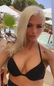 Lola (Danielle Harold) Chilling in a bikini : r/EastendersWomen