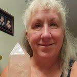 Julie Eade's Instagram, Twitter & Facebook