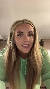 Kaitlin Richards's Instagram, Twitter & Facebook