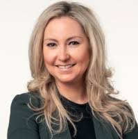 Vanessa Voth's Instagram, Twitter & Facebook