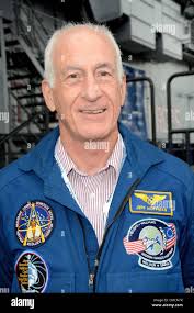 Jeffrey hoffman hi-res stock photography and images