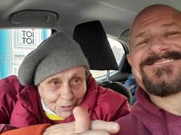 Pine-Strawberry resident helping in Ukraine