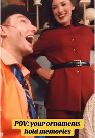 Favorite part of Christmas? Being reminded of happy moments via my  ornaments♥️