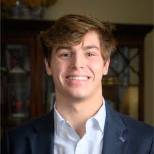 I had a fantastic opportunity to join a team of students traveling to the  Dallas Mavericks headquarters for an externship. We were able to network  with people working in all facets of