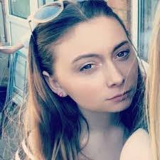 Chloe Baxter's Instagram, Twitter & Facebook