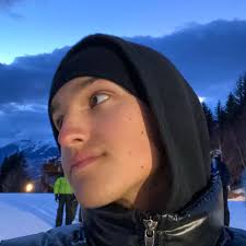 Regardez la reaction de ma mere a la fin 🤣 qu'elle actrice