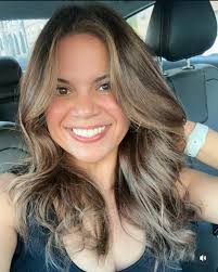 Kathy Perez's Instagram, Twitter & Facebook