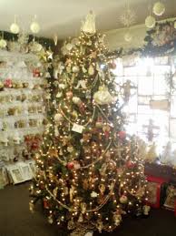 Maybe you would like to learn more about one of these? One Of The Many Christmas Trees Picture Of Christmas Mouse Williamsburg Tripadvisor