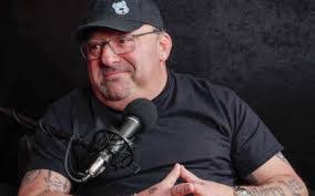 Sandy Plemmons's Instagram, Twitter & Facebook