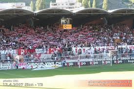 It is one of the most iconic stadiums in the nfl, and holds the world record for the loudest crowd roar at a sports stadium at 142.2 dba. Stade Tourbillon Mapio Net