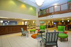 Book Holiday Inn Express Atlanta Ne I 85 Clairmont In Atlanta Hotels Com