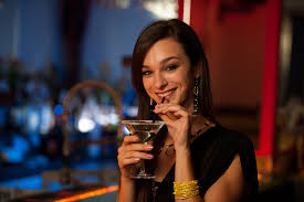 9 Drinks That Rich And Famous People Love To Have Advanced Mixology