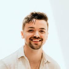 I'm excited to announce my return to Amazon after maternity leave!…