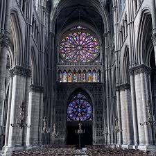 Reims (sometimes spelled rheims in english), a city in northern france, is perhaps best known for its world heritage listed cathedral, where generations of french kings were crowned. Reims Die Hauptstadt Der Champagne Perlage A Trois