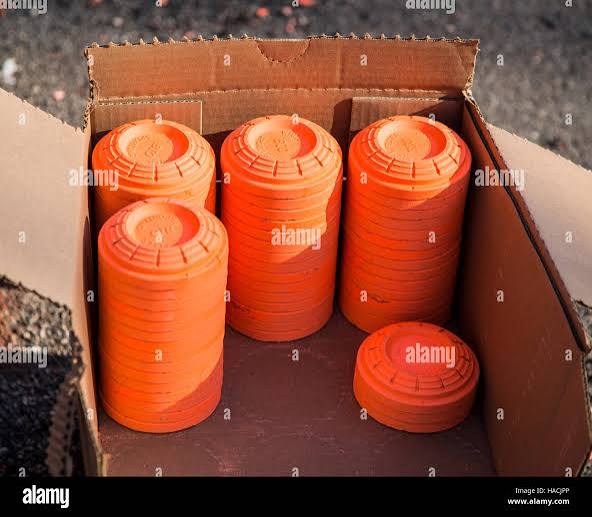 Target clay pigeons hi-res stock photography and images - Alamy