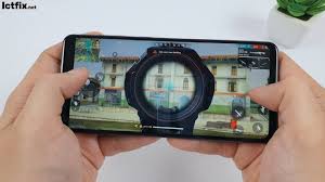 Players freely choose their starting point with their parachute, and aim to stay in the safe zone for as long as possible. Samsung Galaxy A21s Test Game Free Fire Booyah Day Exynos 850 Gameplay And Battery Drain Test Ictfix