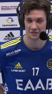 Jonathan Blomqvist vs Alexander Nyman: Intense Floorball Match Highlights