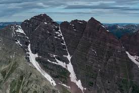 14er Report #28: Pyramid Peak (Summer, Northeast Ridge)
