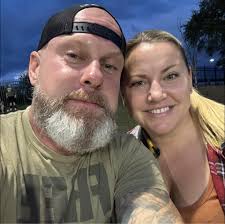 Street Glide or Road Glide ? And why ?