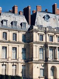 Citoyen d'une société marchande dressé comme un chien pour répondre à la demande pour obéir aux slogans publicitaires. Flusskreuzfahrt Mit Dem Lastkahn In Den Regionen Paris Champagne Oder Brie