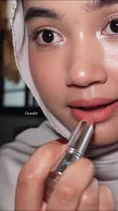 Somethinc Lipstick Witty Dan Capture