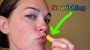 Amazon.com : Burt's Bees Lip Balm, Pomegranate Oil, 0.15 oz : Beauty &  Personal Care