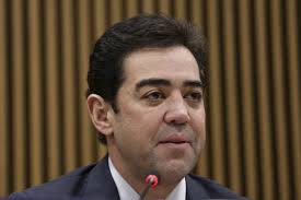 Presidente do TCU ameaça jornalista nas redes sociais