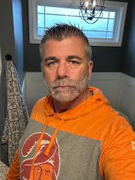 Bucs fan since 76. Sporting my team colors with pride all the way from  Illinois