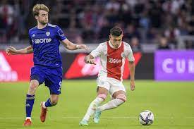 Leeds united and ajax, the matches, transfers, and players who played at both clubs, as well as the position in the final standings of various competitions. Vr9txp63yftsdm