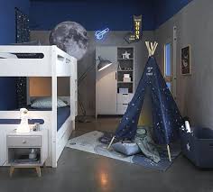 Dressing Galaxy 1 Porte 2 Tiroirs Gris Maisons Du Monde Decouvrir Ici Ce Dressing Propose Un Range En 2020 Lit Enfant Maison Chambre Enfant Themes Chambre