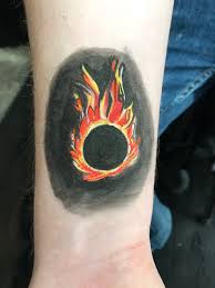 Painless and easy to apply. So I Have The Darksign On The Upside I Feel Like The Face Painter Did A Great Job Album On Imgur