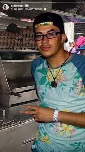 Benito martinez ocasio, san benito, benito antonio martínez ocasio, conejo malo. 690 Bad Bunny Ideas In 2021 Bunny Wallpaper Bunny Bad