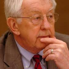 Former MN Sen. Calvin Larson dies at 93