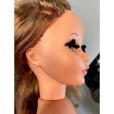 SHEILA FURGA ALTA MODA 3S ANNI '60 VINTAGE DOLL BAMBOLA CIGLIA LUNGHE  ORIGINALE