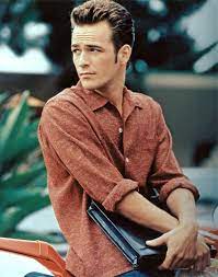 L'acteur a accédé à la gloire dans les années 90 avec le personnage de la série pour adolescents «beverly hills». Pin On Eye Candy