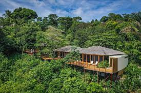 Manuel antonio national park on your doorstep and adventure at your fingertips. Lapa Rios Lodge Costa Rica Jungle And Rainforest Resorts Thesuitelife By Chinmoylad