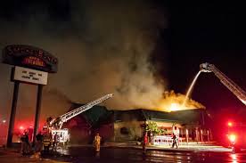 Fire Damages Smokey Bones News Bgdailynews Com