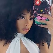 Denise Madison's Instagram, Twitter & Facebook