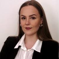 Melanie Pape's Instagram, Twitter & Facebook