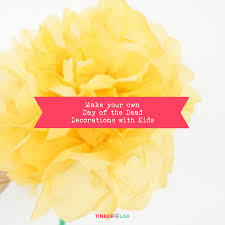 Muchas familias se reúnen a contar historias divertidas de los difuntos. Make Your Own Day Of The Dead Decorations With Kids Tinkerlab