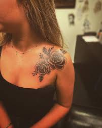 A lot of people like shoulder tattoos as they are visible and sexy. Updated 65 Graceful Shoulder Tattoos For Women August 2020