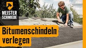 Dachschindeln verlegen ist eine ideale lösung und sparsame alternative zum das dach mit bitumenschindeln zu decken ist eine kostengünstige lösung und vor allem bei. Bitumenschindeln Verlegen Hornbach Meisterschmiede Youtube