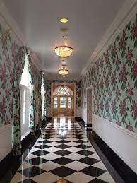 Dorothy Draper S Greenbrier Motif Stylish Interiors Trending Decor Dorothy Draper