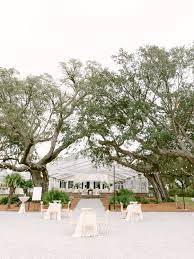 Savannah Wade S Winter Wedding At Lowndes Grove Waterfront Wedding Venue Water Wedding Lowndes Grove