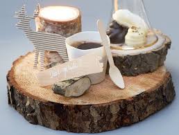 Boomschijf Als Serveerplateau Cafe Decoratie Rustiek Cafe Rustiek Restaurant