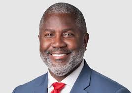 Sarah and Bruce Bond: Father-Daughter Success Story