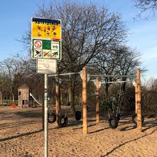 Innere kanalstraße 69 50823 köln telefon: Spielplatz Innere Kanalstrasse Ecke Merheimer Str In Koln