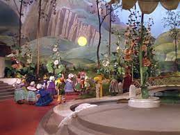 00:45 1,72 мб 320 кб/с. The Wizard Of Oz 1939 The Film Spectrum