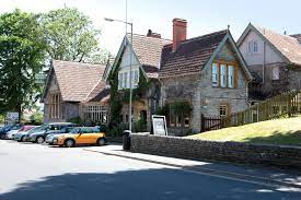 The best hotels in somerset, chosen by our expert, including luxury hotels, boutique hotels, budget hotels and somerset hotel deals. Bear Inn Somerset By Marston S Inns Street Aktualisierte Preise Fur 2021